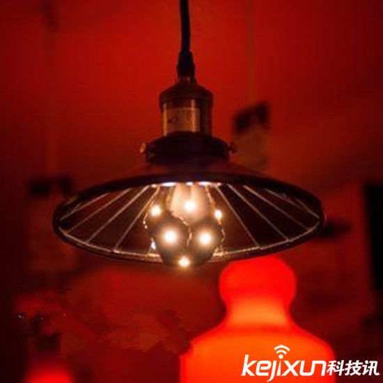 飛利浦運(yùn)動(dòng)傳感智能開關(guān) 售價(jià)40美元