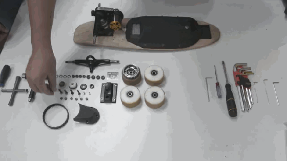 世界上最輕最小的電動滑板 這玩意上路不會被禁