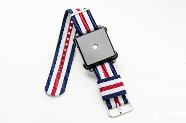 沒有屏幕的Moment智能手表居然還能這么用！ 