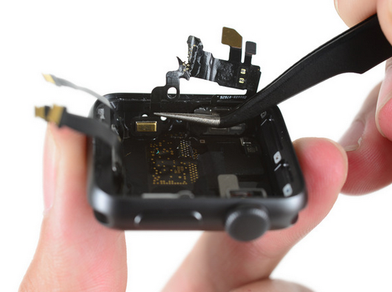 Apple Watch Series 2拆解: 機內已經大不同