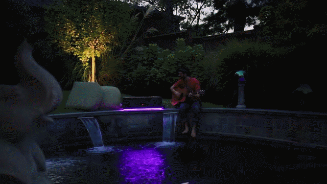 這個音箱能噴真火焰！這下篝火晚會連火堆都省了