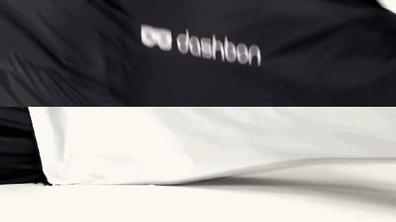 汽車影院浪漫？其實你能為她打造自己的熒幕