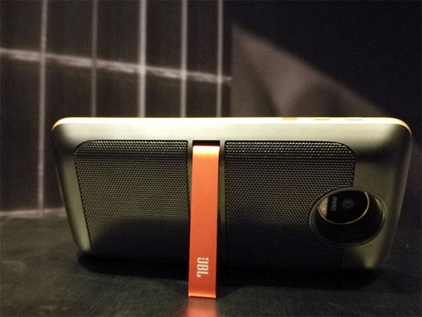 谷歌向左聯想向右 Moto Z模塊化手機路在何方？