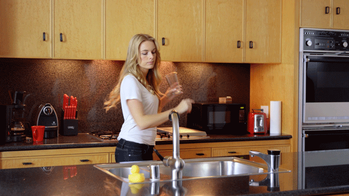 從此告別垃圾信息 這款掛鐘提供你最需要的內容