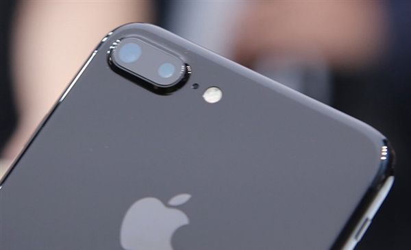 權威機構評價道:iPhone7拍照與6s區別不大g