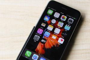 讓iPhone也能雙卡雙待雙系統 機甲評測