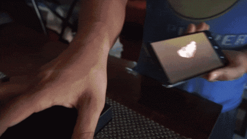 全息圖并不遙遠 這款小裝置用手機就能實現