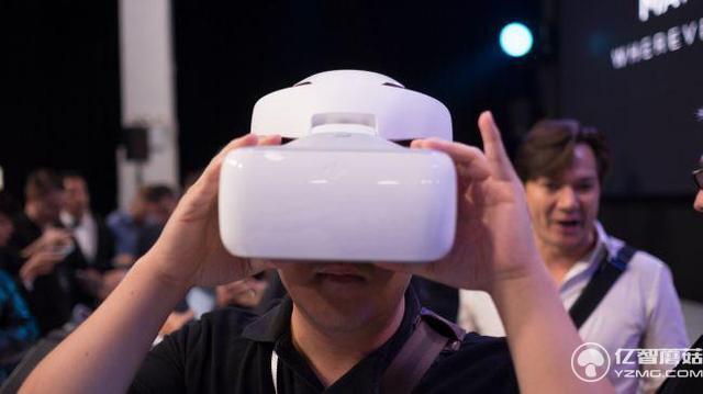 外媒上手大疆Mavic Pro折疊無人機 被感動哭了