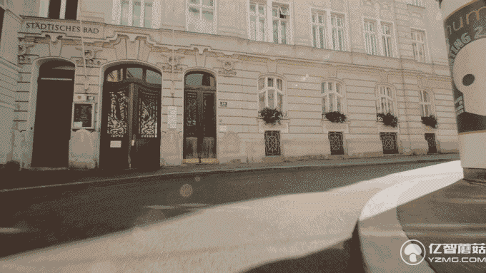 這是一輛號稱能自發電的折疊電動自行車