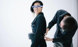 模特走T臺壓力有多大？這套穿戴設備告訴你答案