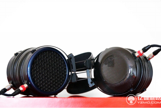 看了就想買買買的豪華純手工耳機(jī) 售價(jià)要1萬多