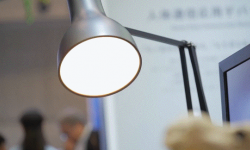 松下展示智能家居無線開關(guān)：無需電池即可工作