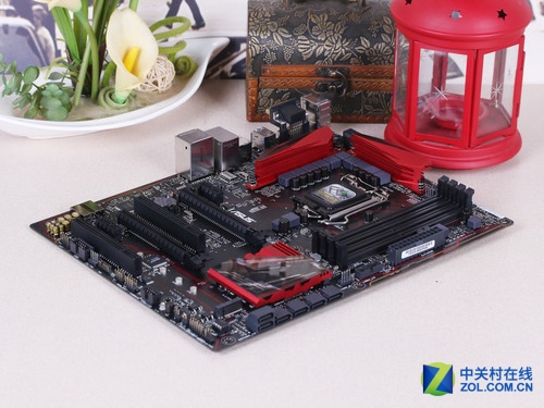 華碩B150炫光電競主板899 游戲玩家精選