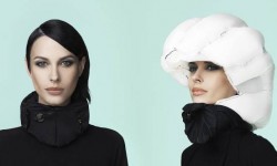 這頭盔可以藏在衣領(lǐng)里 撞車(chē)就彈出安全氣囊