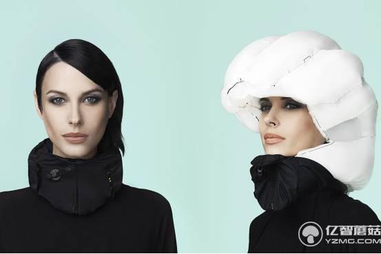 這頭盔平時可以藏在衣領里 撞車就彈出安全氣囊