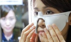 女人必備的智能美容鏡子   哪里不美補(bǔ)哪里