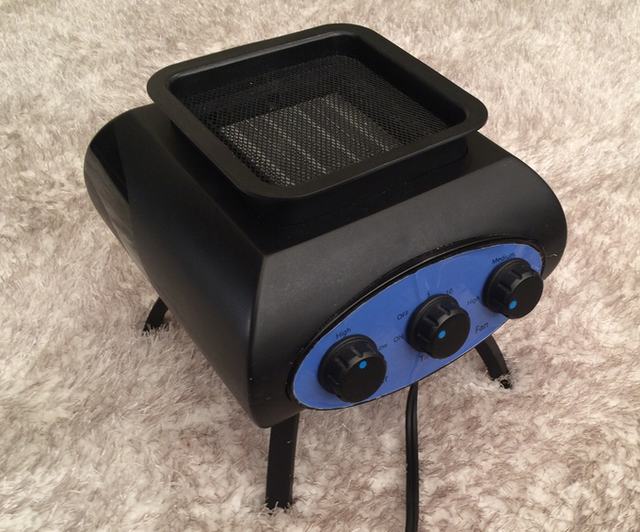 折疊的衣服皺巴巴？  試試這款產(chǎn)品再也不擔(dān)心