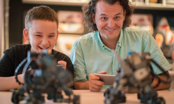 Ganker機器人：手機遙控的機甲機器人