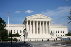 蘋果三星專利案顯棘手 美最高法院不知如何判決