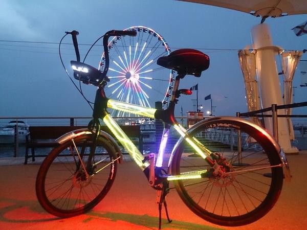 AuroraLED自行車架:渾身跑馬燈還沒有城鄉結合部范兒