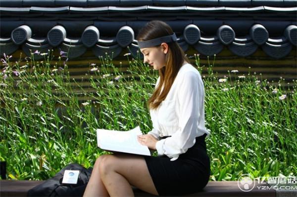 智商不夠道具來湊 戴上它你智商堪比霍金 