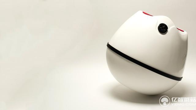 玩VR游戲得坐這把椅子 再也用不著帶線的手柄