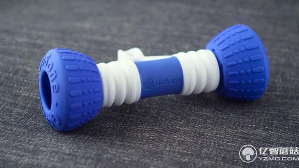 汪星人愛死它了!這根骨頭能和它們玩捉迷藏