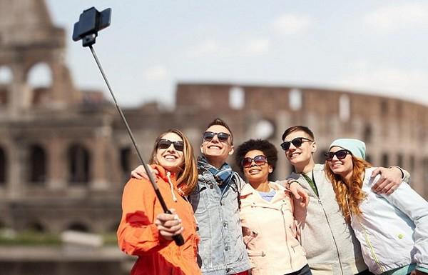 誰(shuí)說(shuō)拍照不能用腳?只要你想我就幫你實(shí)現(xiàn)愿望