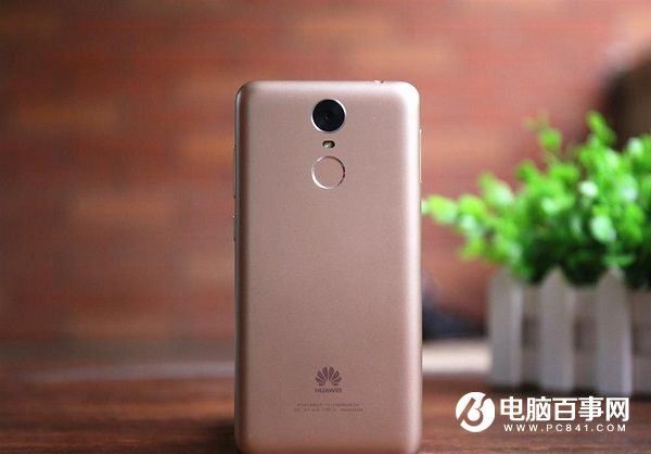 多彩塑料后殼 華為暢享6真機(jī)圖賞