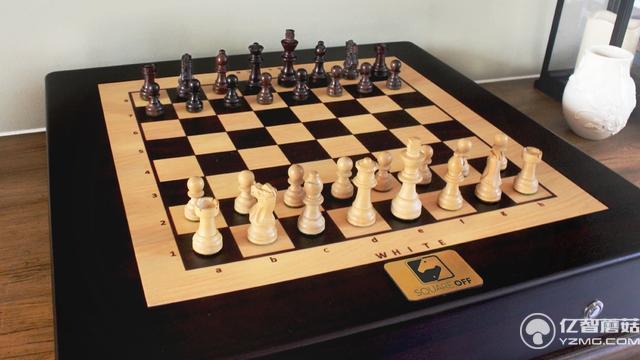 這棋盤有哈利的魔法？隔著地球也能對戰下棋