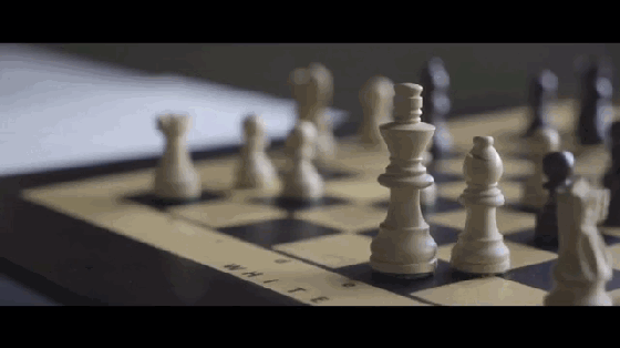 這棋盤有哈利的魔法？隔著地球也能對戰下棋