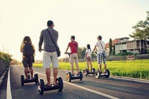 曾風靡全球的平衡車 正因安全問題屢遭“封殺”