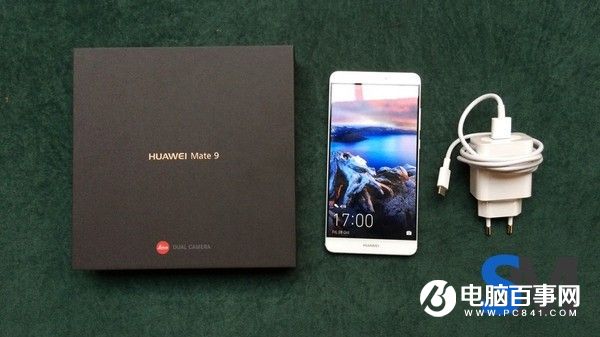 華為Mate9開箱圖賞 雙徠卡攝像頭