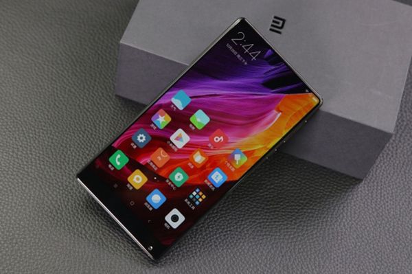 小米MIX今日首發(fā)10s售罄 雷軍抨擊<a href=/tags/574-0.html target=_blank class=infotextkey>OPPO</a>