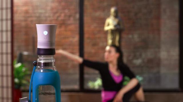 夠文藝!這個(gè)音樂(lè)瓶塞能讓玻璃瓶秒變無(wú)線音箱