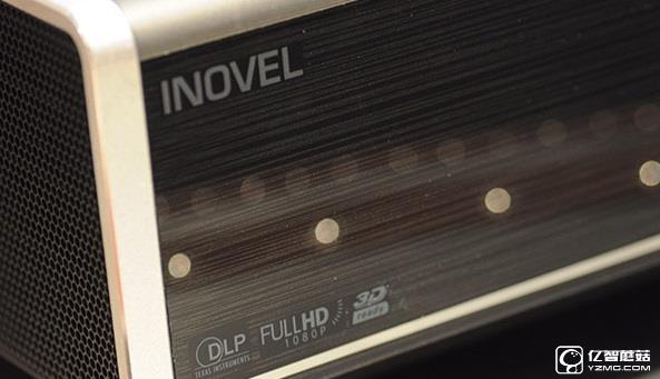 艾洛維鋒芒VH700 激光電視正面標(biāo)識 艾洛維鋒芒VH700 激光電視正面標(biāo)識