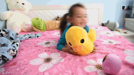 獨生子女太孤單?這個機器人能陪孩子學習一起玩