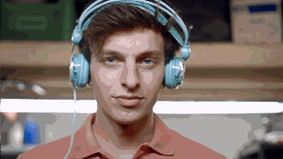 單車太占地兒？用這個(gè)存放，只需輪胎大的空間