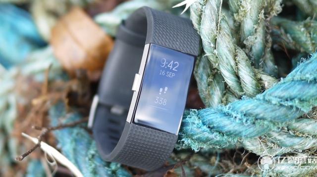 Fitbit Charge 2對(duì)比HR 究竟誰值得用戶升級(jí)