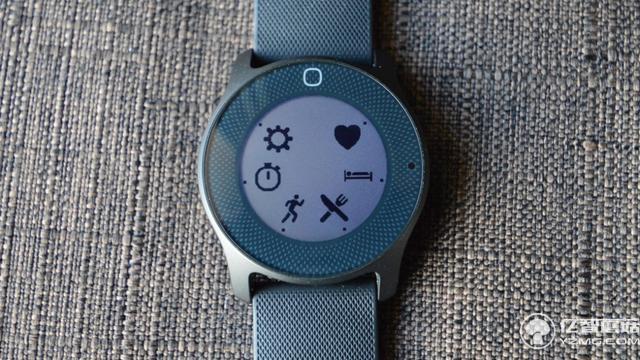 飛利浦Health Watch上手:只專注健康但有點貴