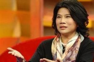 董明珠造車夢破碎 哽咽回應壓力：沒人雪中送炭