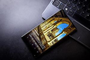 小米MIX登上特朗普《時代周刊》 網友神吐槽