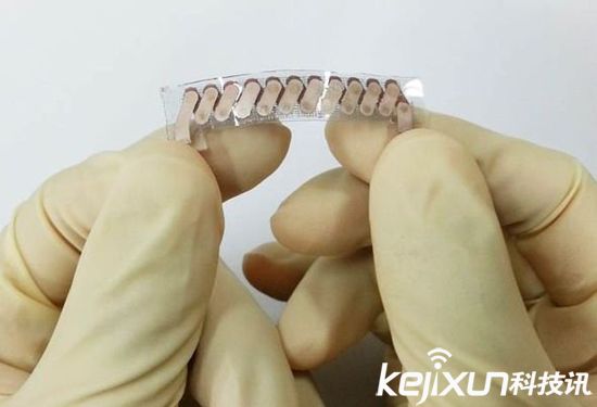 美國研發(fā)可穿戴發(fā)電器 用人體與環(huán)境溫差發(fā)電