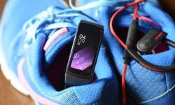Gear Fit 2手環(huán)終于升級(jí)了  可自動(dòng)為仰臥起坐計(jì)數(shù)