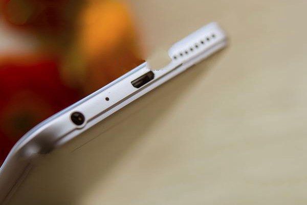 OPPO A57好看嗎 外觀顏值評測