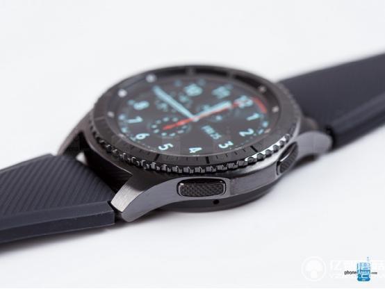 三星Gear S3 frontie更爺們了！但系統真難用