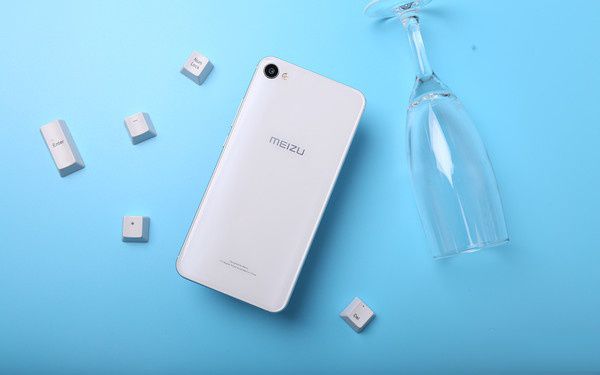 2.5D曲面玻璃 2.5D曲面玻璃