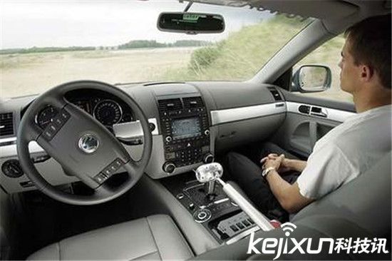 寶馬將于明年測試自動駕駛汽車 并與Uber推出新服務