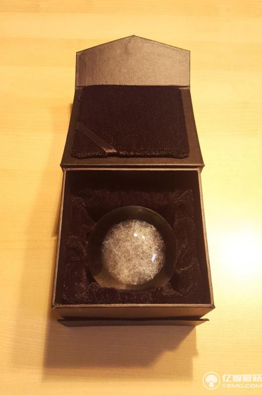 想感受宇宙浩瀚不一定在電影里 這個玻璃球就行