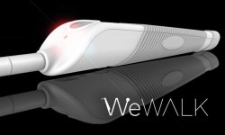 專為盲人設計的智能拐杖 能撥打電話還能監測障礙